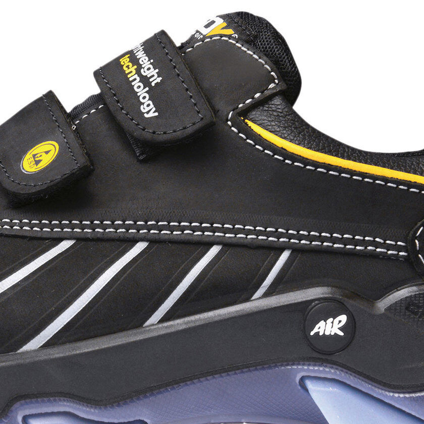 Safety shoes with velcro